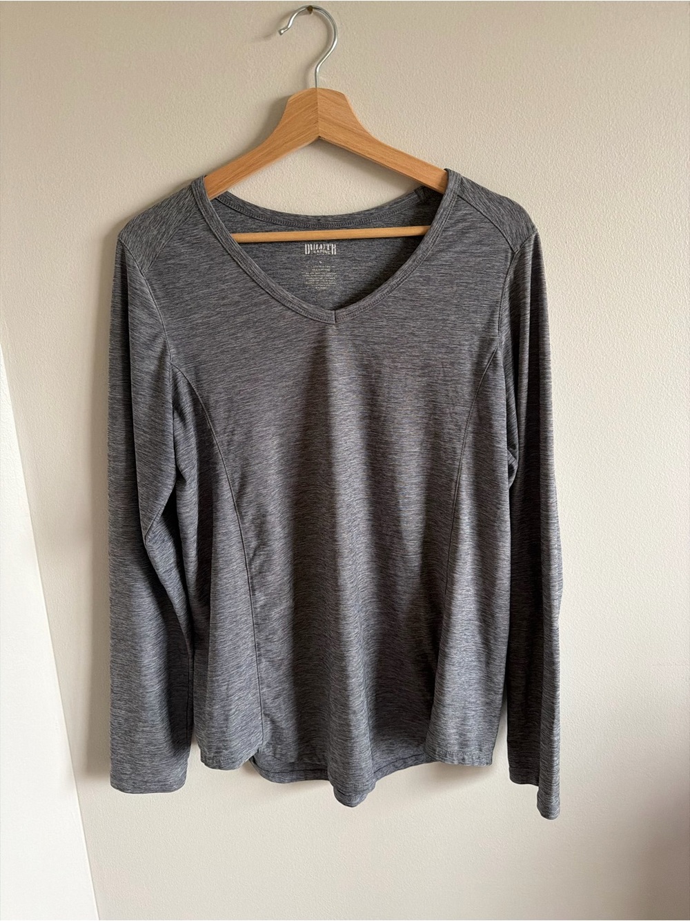 Duluth Trading Co Heather Gray Long-Sleeve V-Neck Performance Top